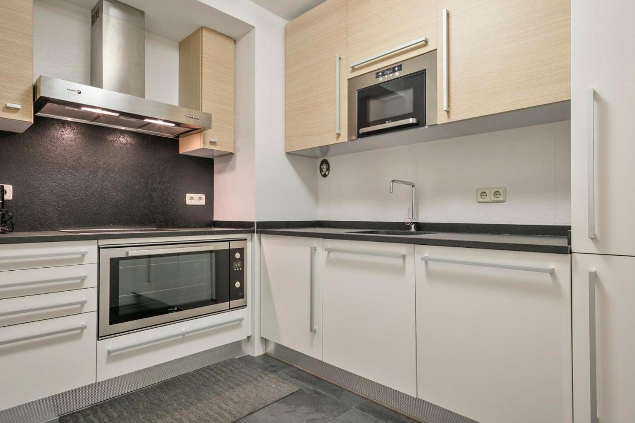Luderna - Apartamento Con Terraza Barrados Vielha Bagian luar foto